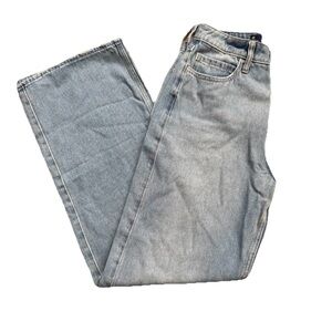 Hollister Jeans,  Ultra High-rise-baggy, Light Wash Color